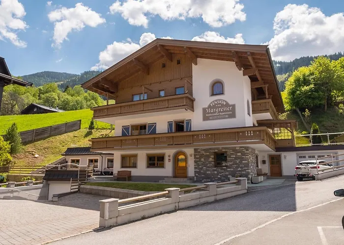 Die Pension - Margreiter Saalbach-Hinterglemm